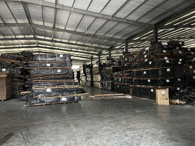 Dongguan Lingfeng Wood Industry Co., Ltd. linha de produção do fabricante